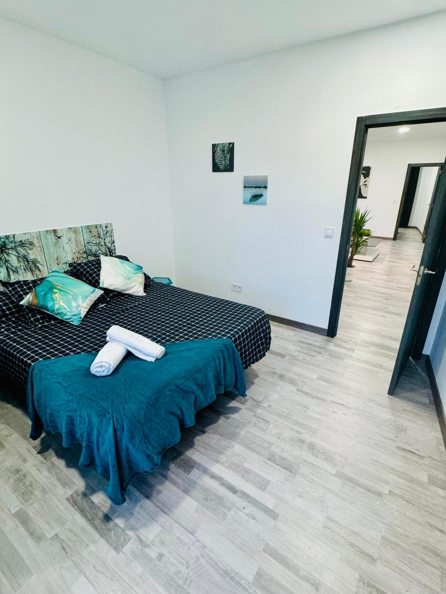 Duplex Th Sanse Norte San Sebastián de los Reyes Buitenkant foto