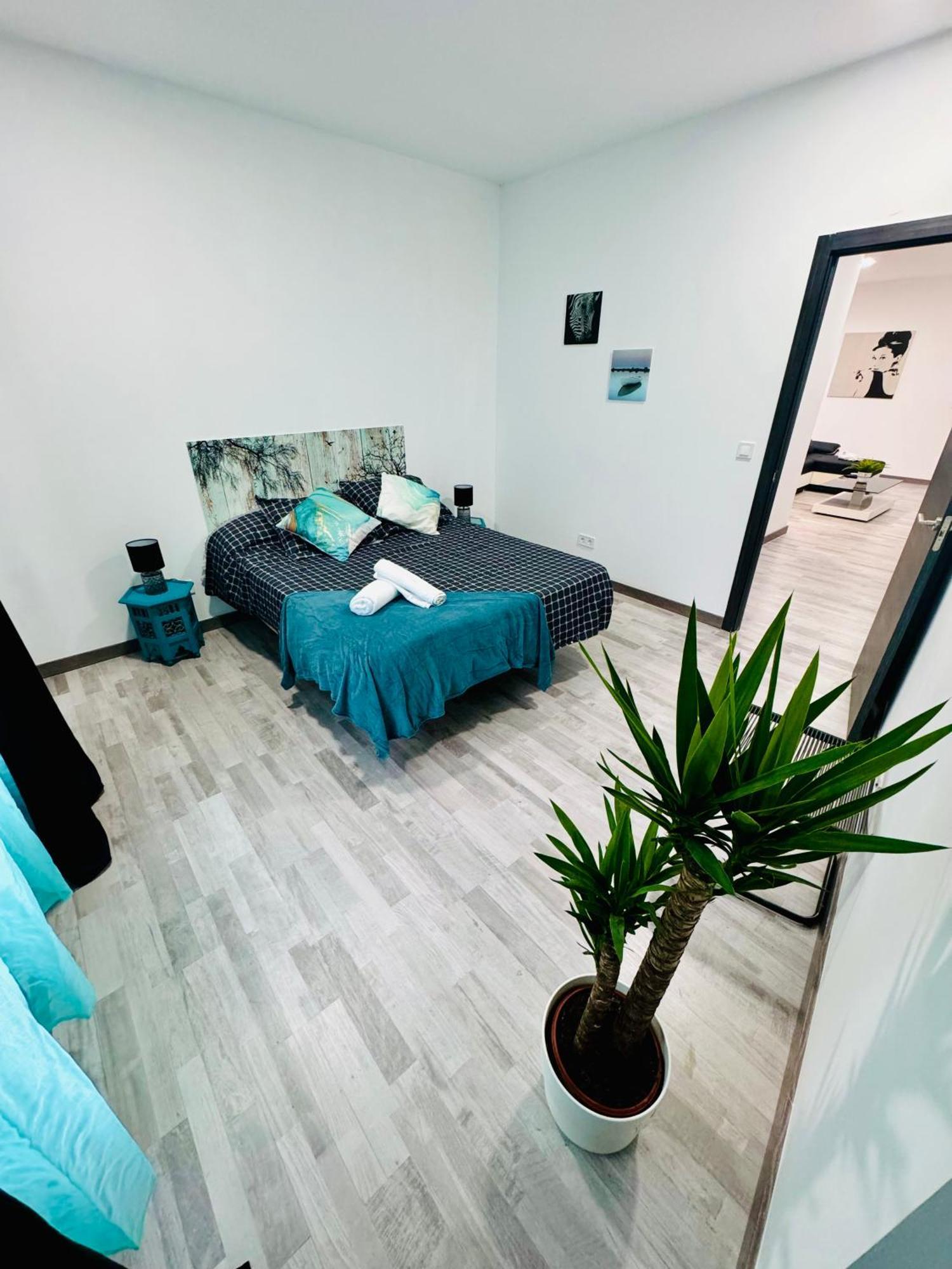 Duplex Th Sanse Norte San Sebastián de los Reyes Buitenkant foto