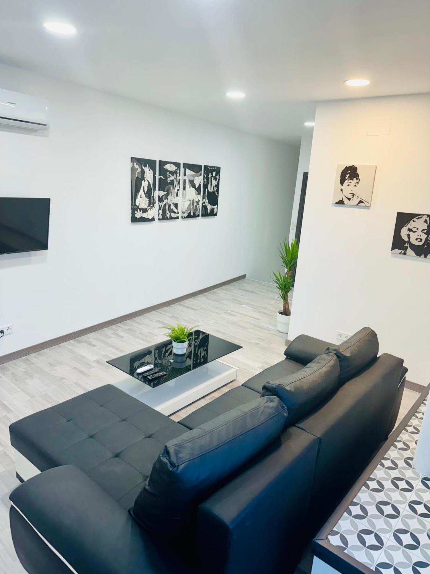 Duplex Th Sanse Norte San Sebastián de los Reyes Buitenkant foto