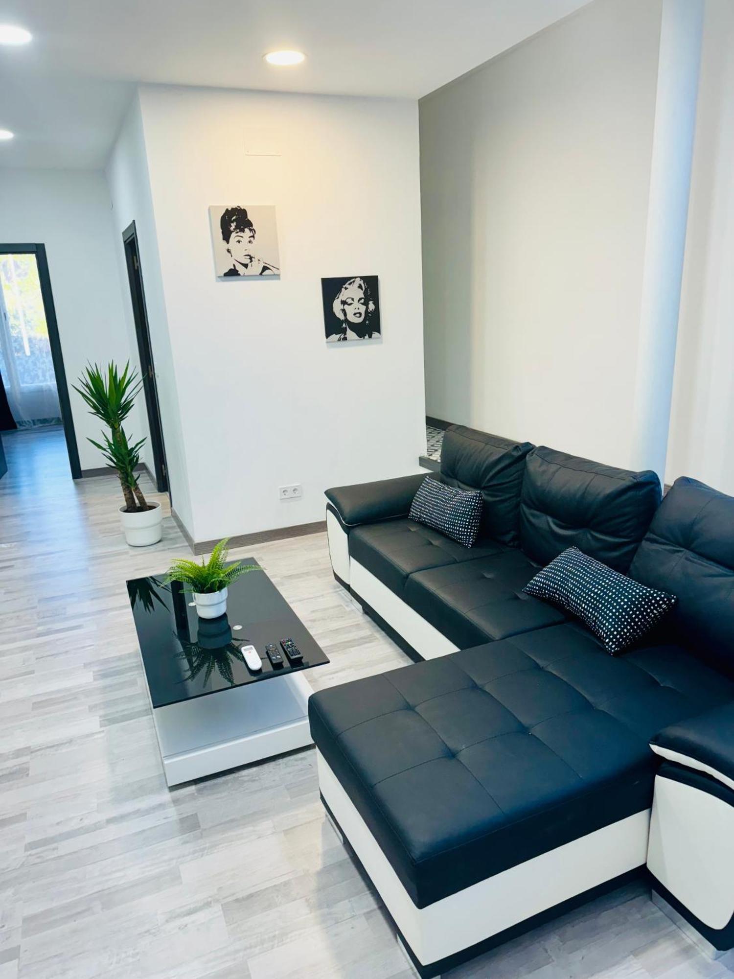 Duplex Th Sanse Norte San Sebastián de los Reyes Buitenkant foto
