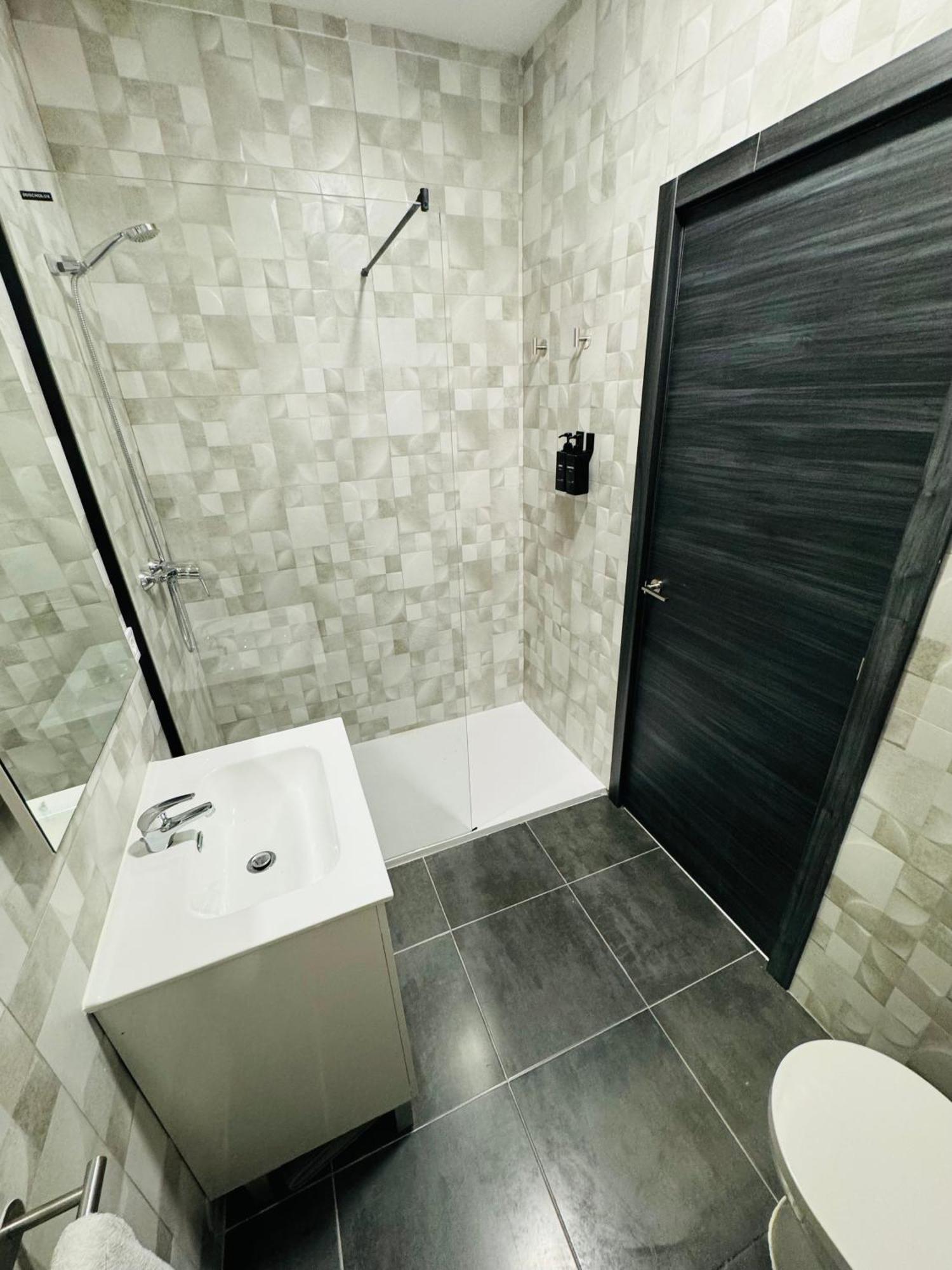 Duplex Th Sanse Norte San Sebastián de los Reyes Buitenkant foto